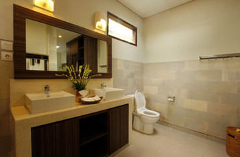 Griya Shanti Villas & Spa Ubud Exterior foto